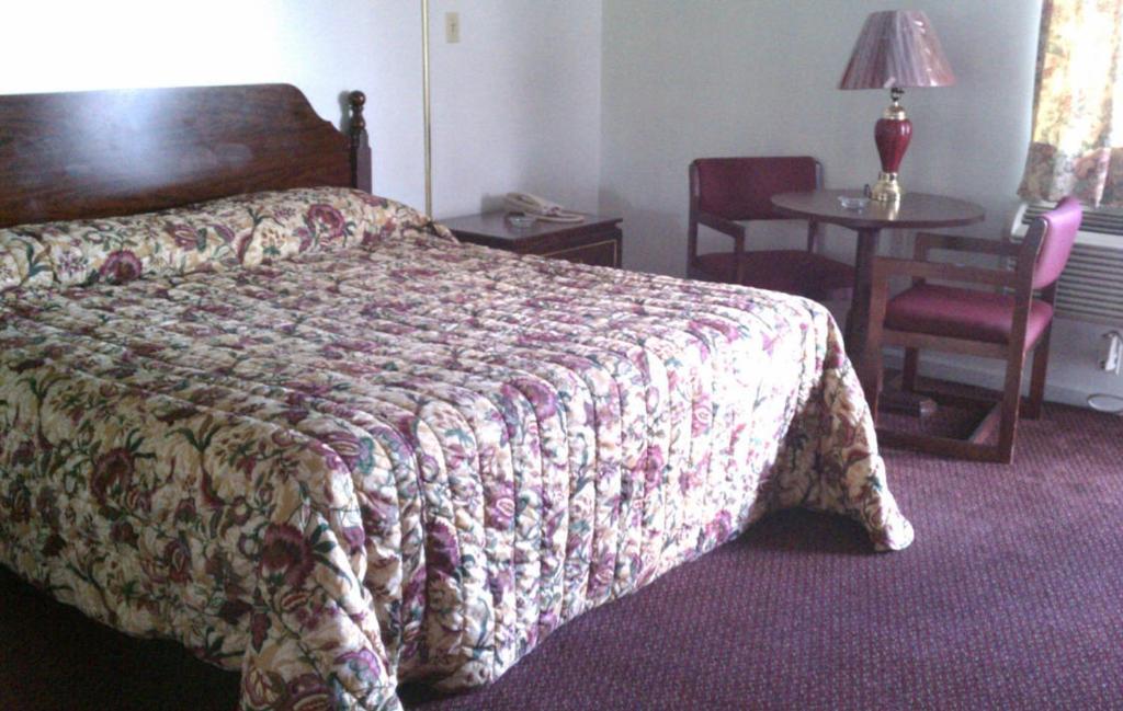 Valley Motel Pittsburgh Harmarville Экстерьер фото