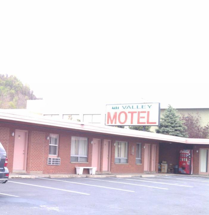 Valley Motel Pittsburgh Harmarville Экстерьер фото