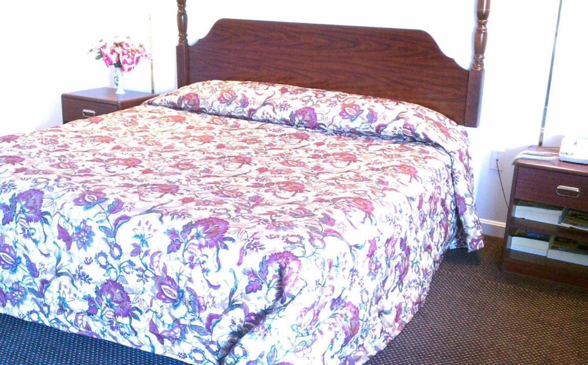Valley Motel Pittsburgh Harmarville Экстерьер фото