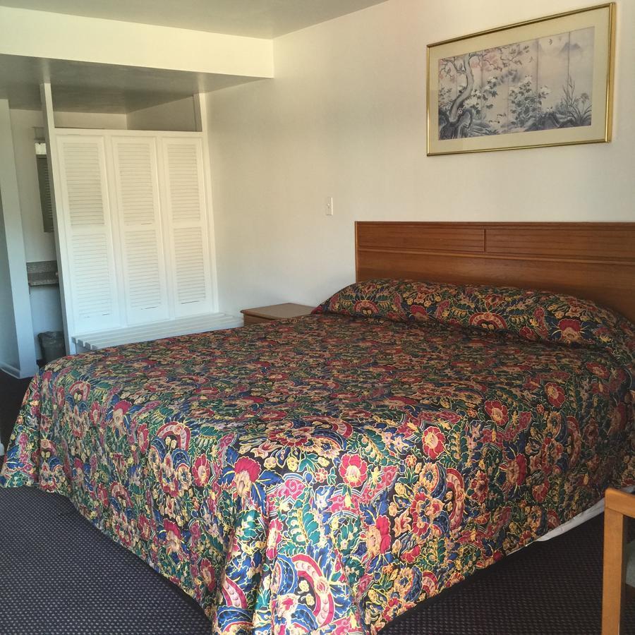 Valley Motel Pittsburgh Harmarville Экстерьер фото